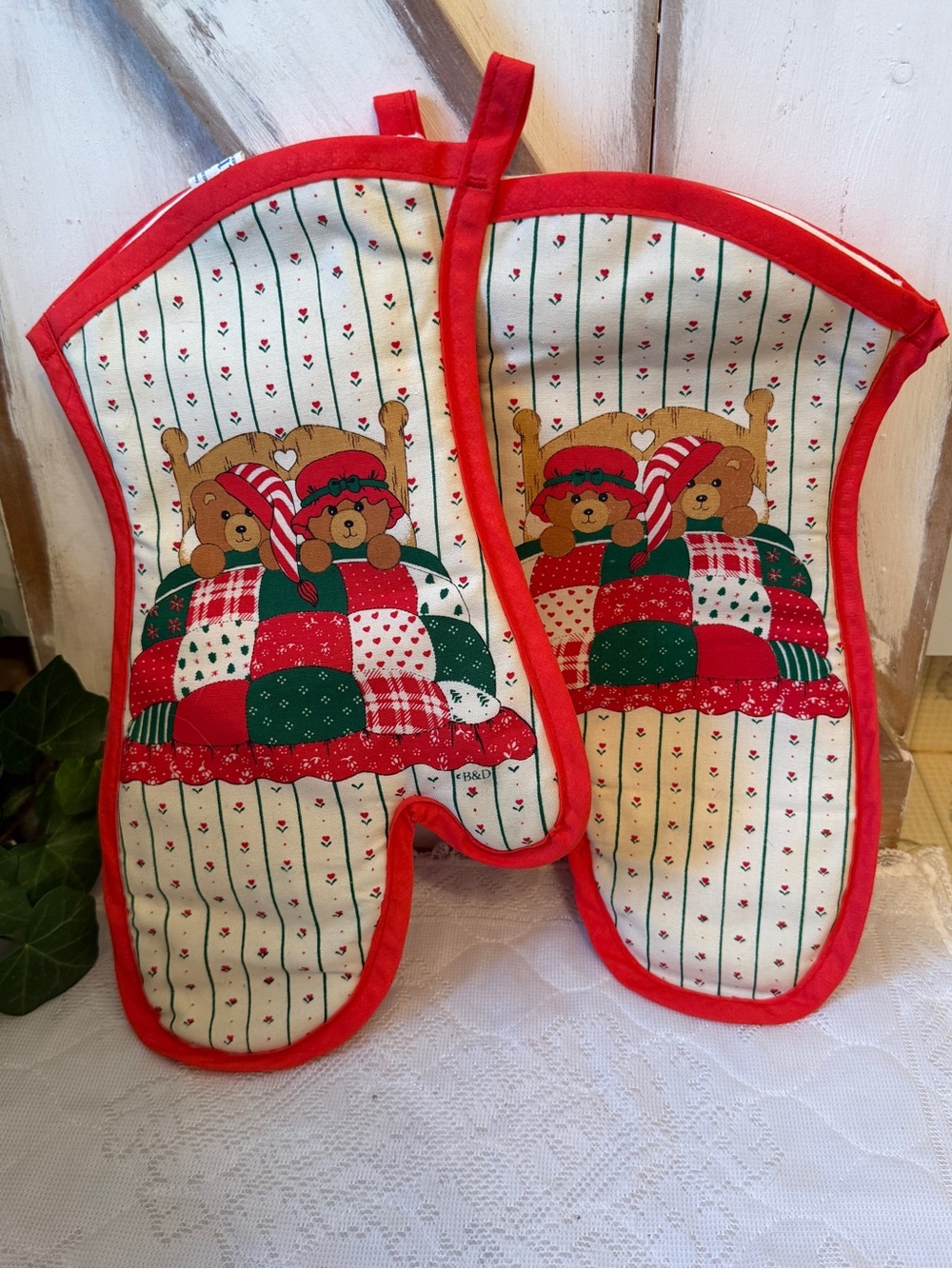 Red Bear Patchwork Oven Mitts